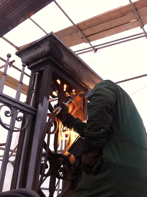 Blacksmith, Hand forged, Design, Ironwork, Forge, Wrought Ironwork, Hot Forged, Blacksmithing, Tijou, Petworth, Petworth House, Jean Tijou, Petworth Gates, Brawn and Downing, Mick Stanton