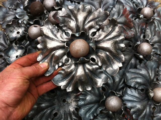 Reproduction Lantern Rosettes x 16, forged from pure Iron.